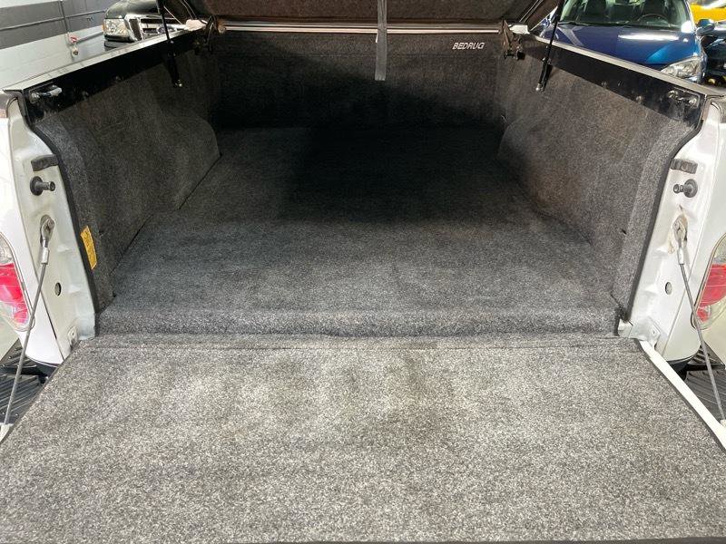 Used 2003 Ford F150 Lightning image 46