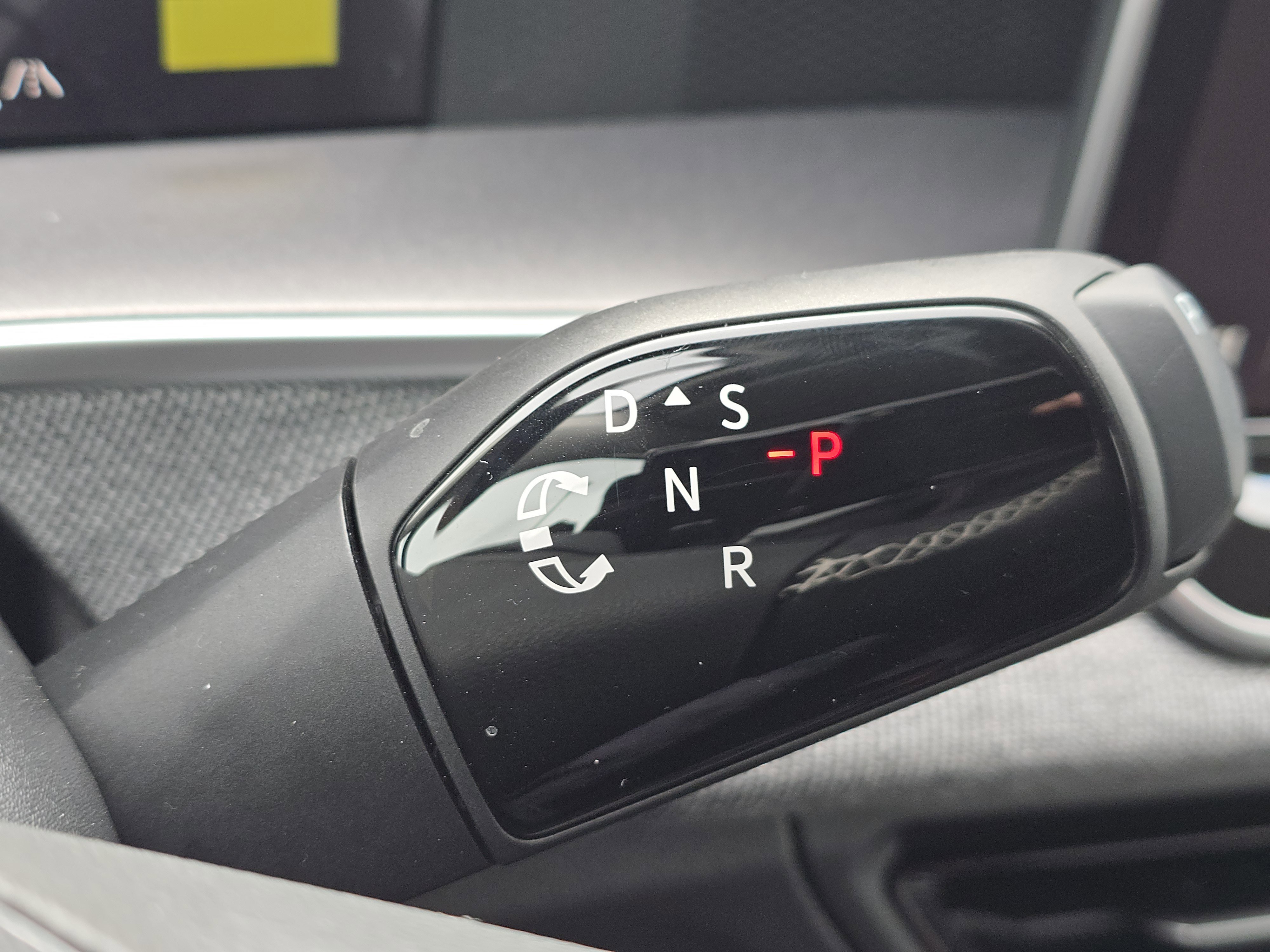 New 2026 Volkswagen Tiguan S image 25