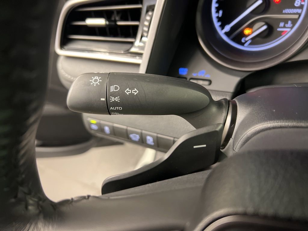 Used 2023 Toyota Camry SE w/ Blackout Package (TMS) image 21