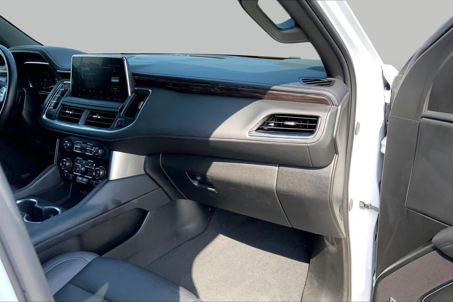 Certified 2024 Chevrolet Tahoe LT RWD image 18