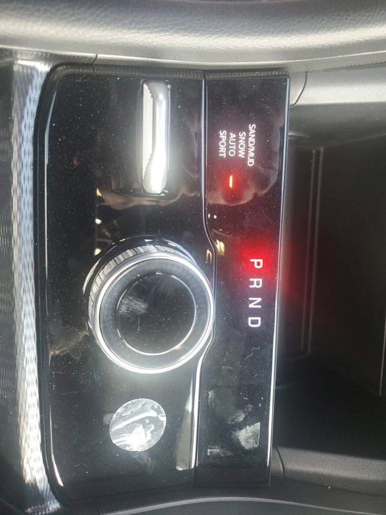 Used 2025 Jeep Grand Cherokee Limited w/ Black Appearance Package image 24