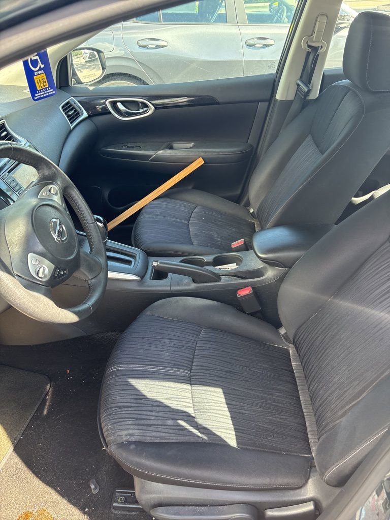 Used 2016 Nissan Sentra SV image 5