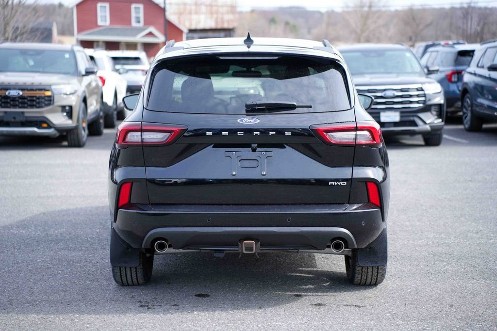 Certified 2023 Ford Escape ST-Line Select w/ Tech Pack #2 image 6