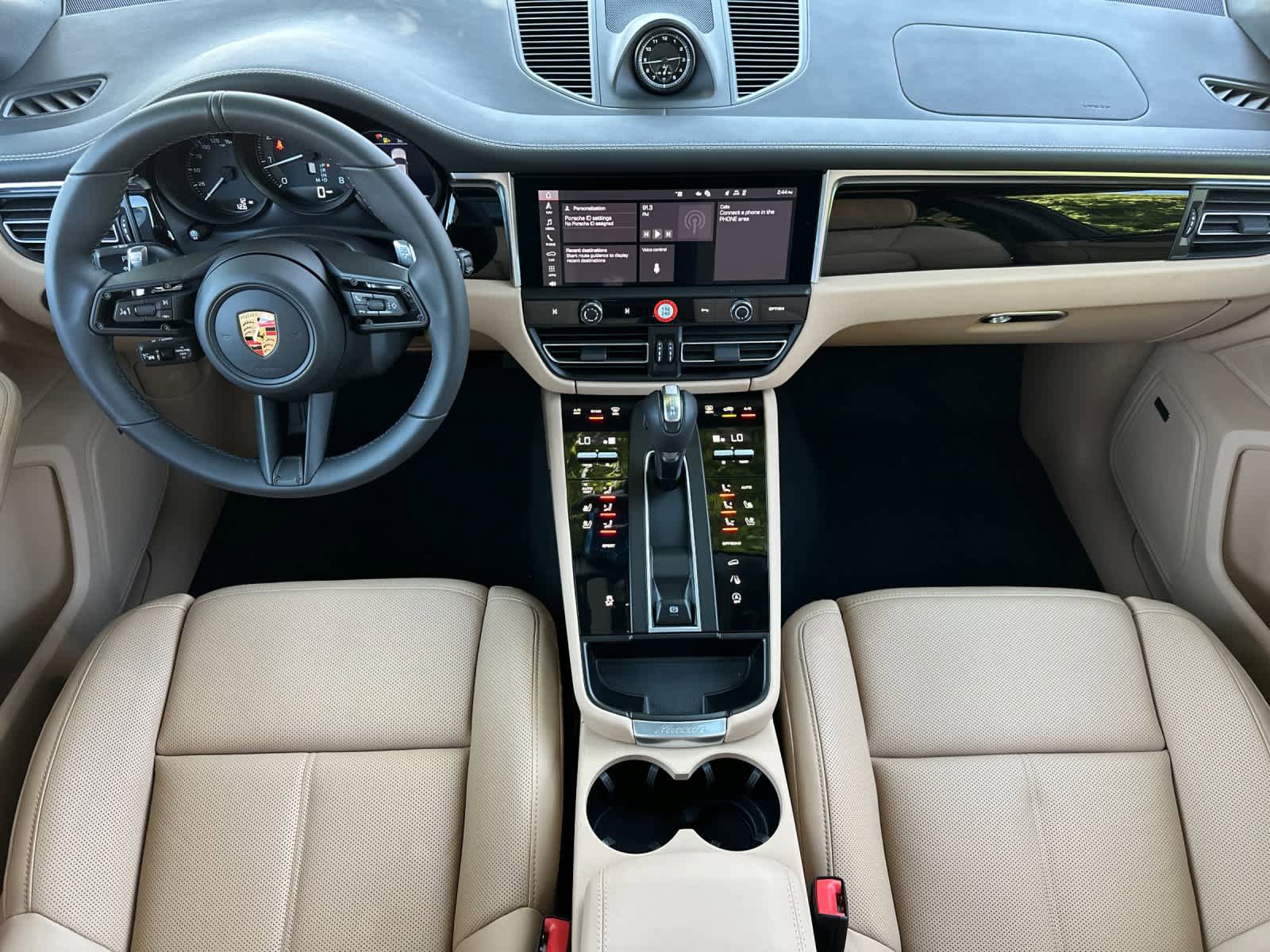 New 2026 Porsche Macan AWD/4WD image 6