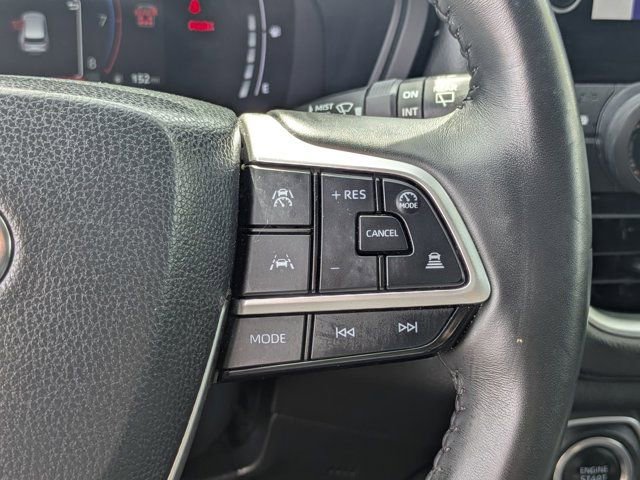 Used 2024 Toyota Grand Highlander XLE image 22
