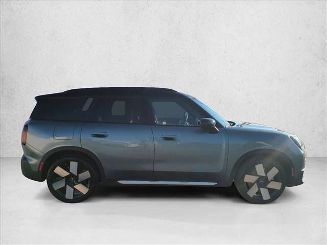Used 2025 MINI Cooper Countryman S w/ Comfort Package Max image 4