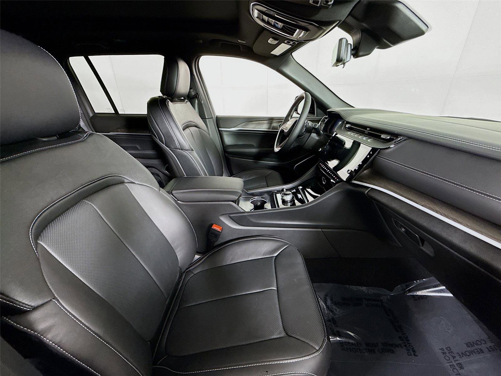 New 2026 Jeep Grand Cherokee Limited Reserve image 24