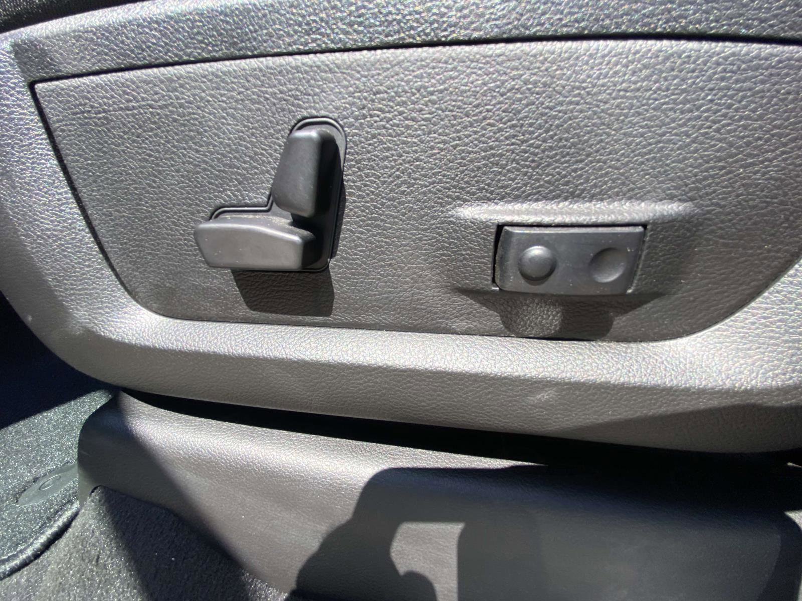 Used 2025 RAM 2500 Big Horn image 11