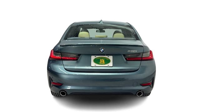 Used 2020 BMW 330i Sedan w/ Convenience Package RWD image 3