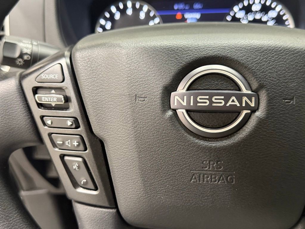 Used 2023 Nissan Frontier SV image 66