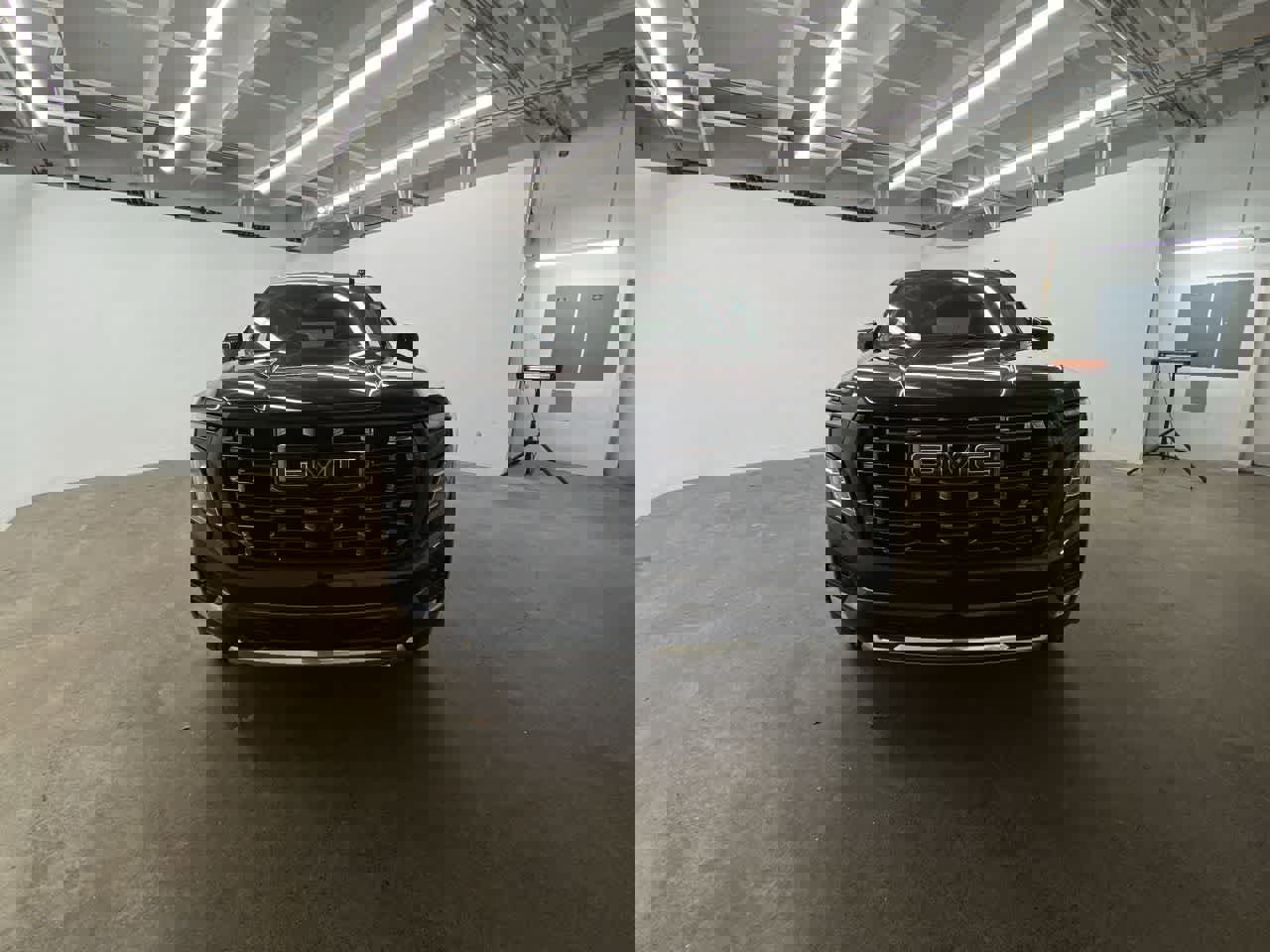 Used 2025 GMC Yukon Denali Ultimate w/ LPO, Floor Liner Package image 9