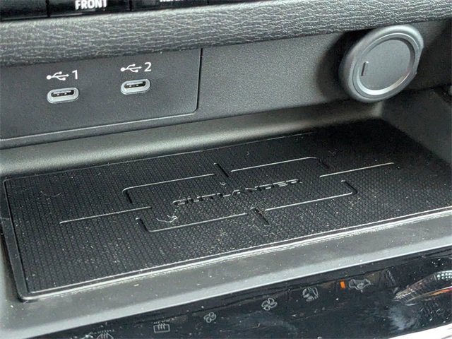 New 2025 Mitsubishi Outlander ES image 21