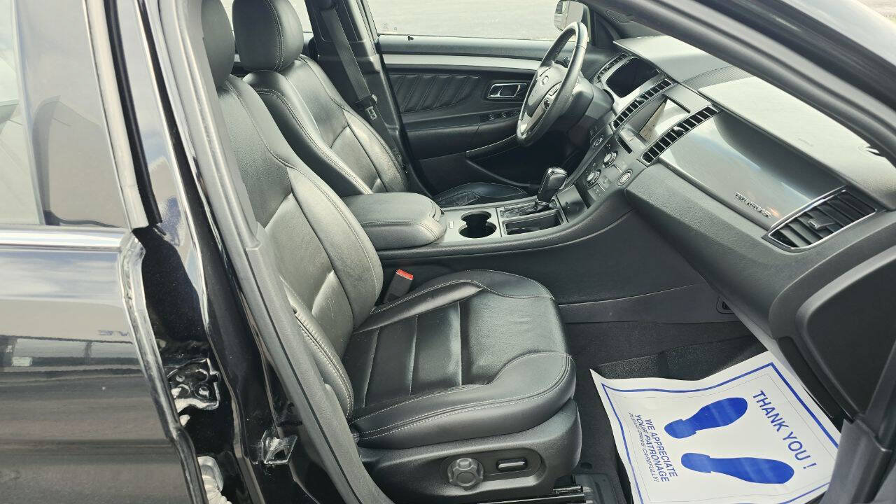 Used 2019 Ford Taurus SEL AWD/4WD image 14