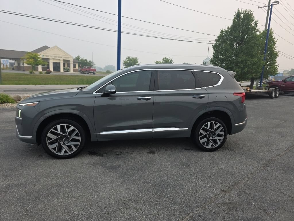 Used 2023 Hyundai Santa Fe Calligraphy AWD/4WD image 2