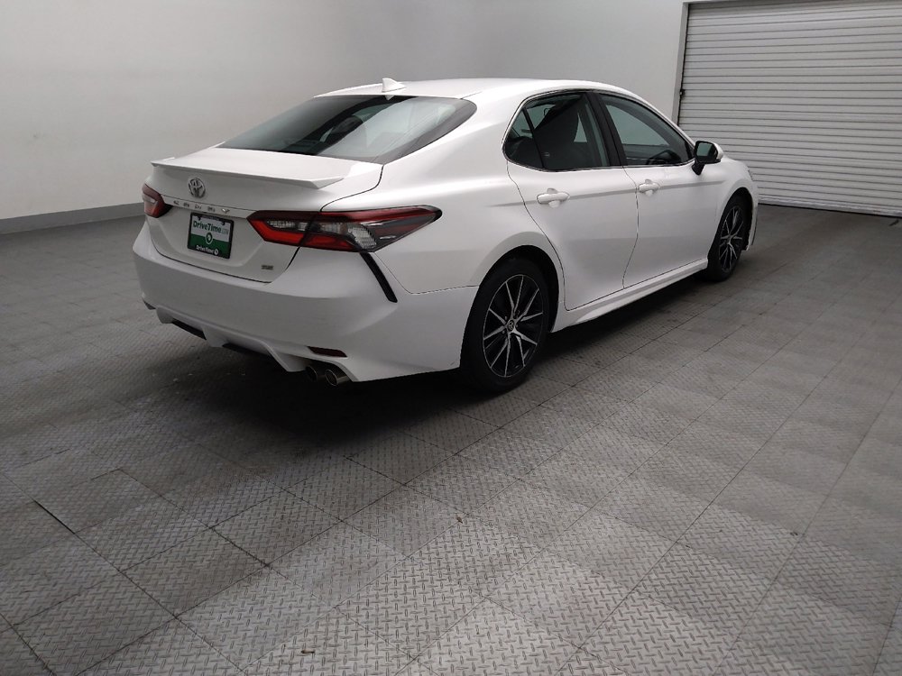 Used 2023 Toyota Camry SE FWD image 9