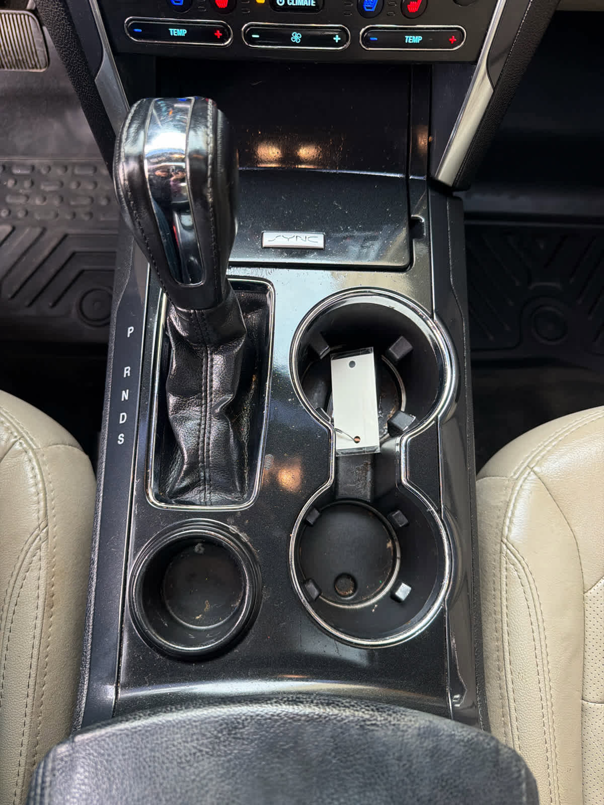 Used 2018 Ford Explorer Limited image 11