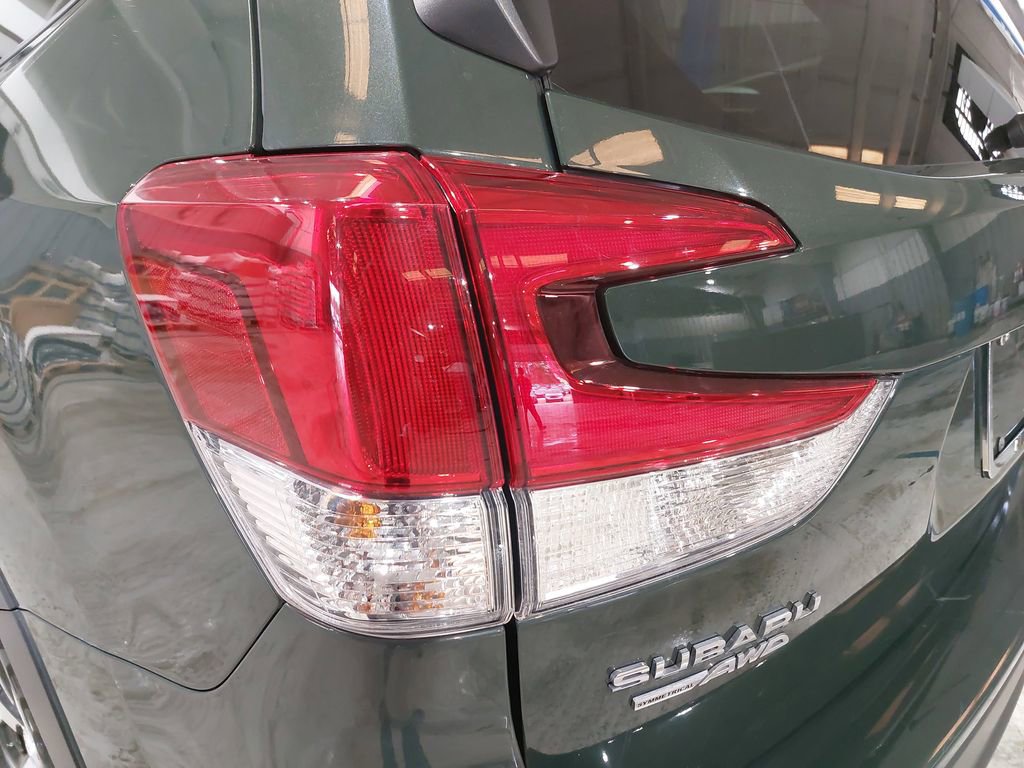 Used 2024 Subaru Forester Premium image 33