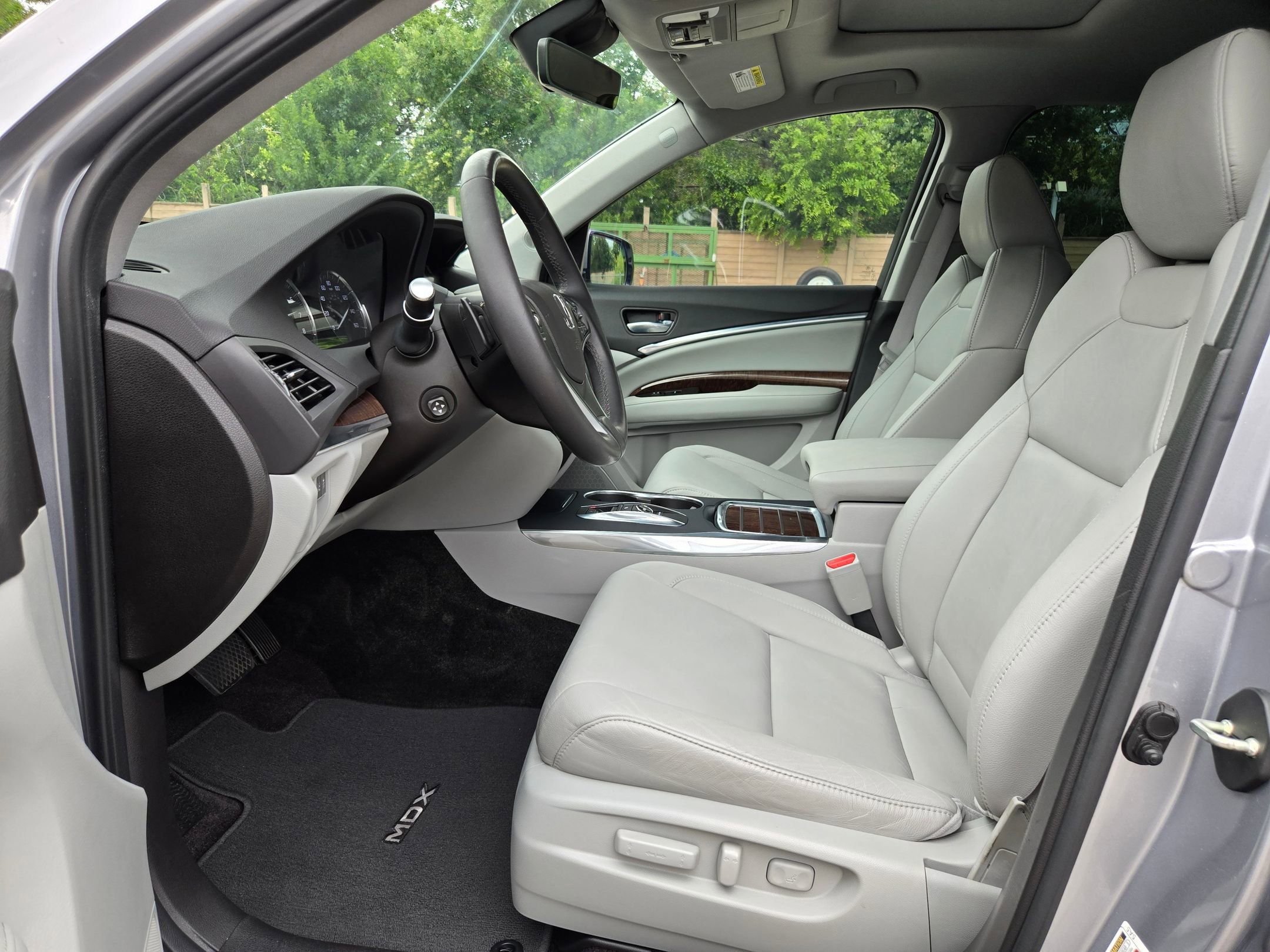 Used 2017 Acura MDX FWD w/ Technology Package image 10