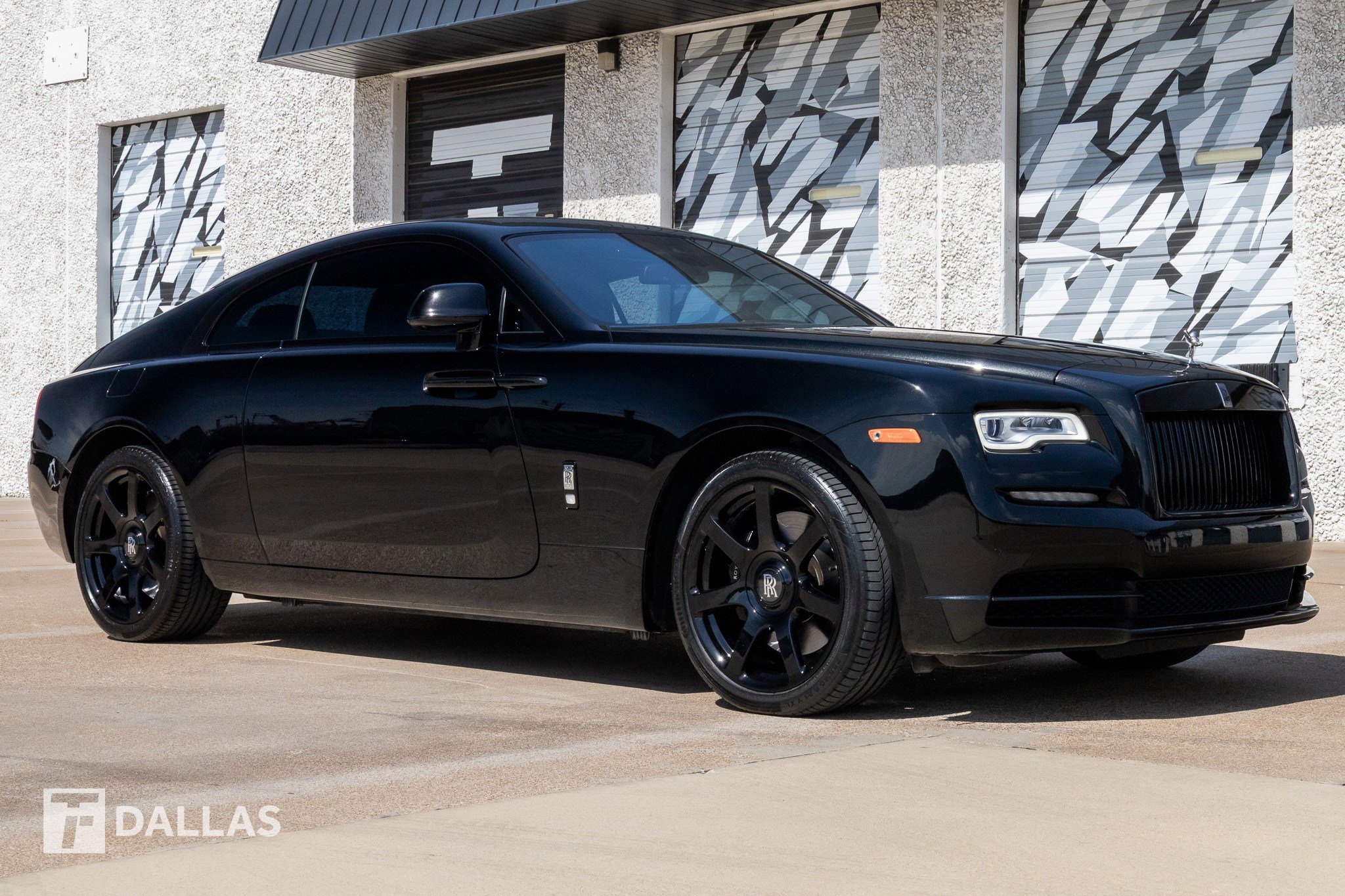 Used 2017 Rolls-Royce Wraith RWD image 19