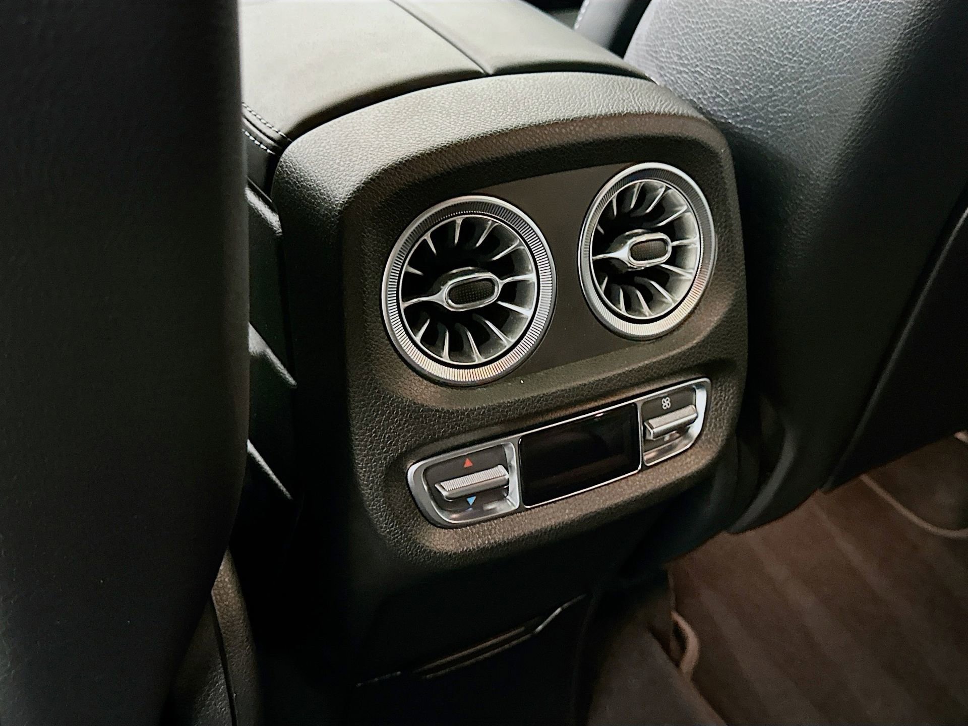 Certified 2022 Mercedes-Benz G 550 image 29