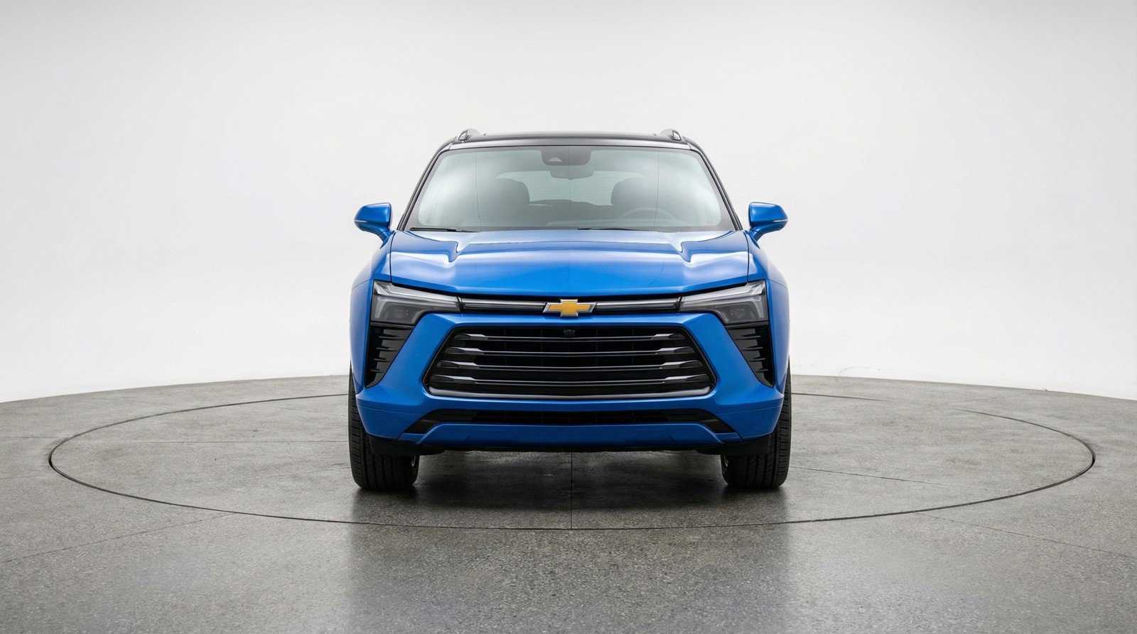 Used 2025 Chevrolet Blazer LT image 2