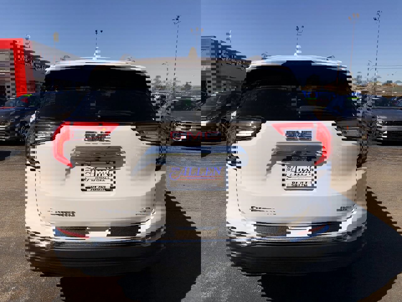 Used 2022 GMC Terrain SLT image 11