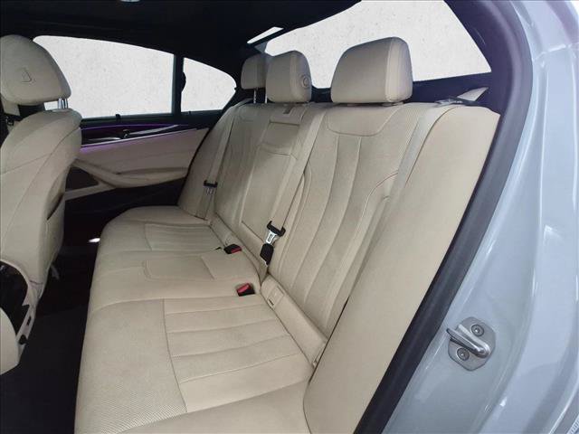 Used 2021 BMW 530i w/ Executive Package RWD image 22