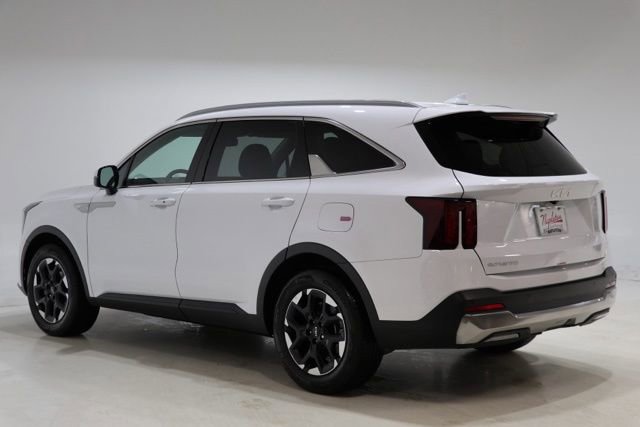 Used 2025 Kia Sorento S FWD image 6