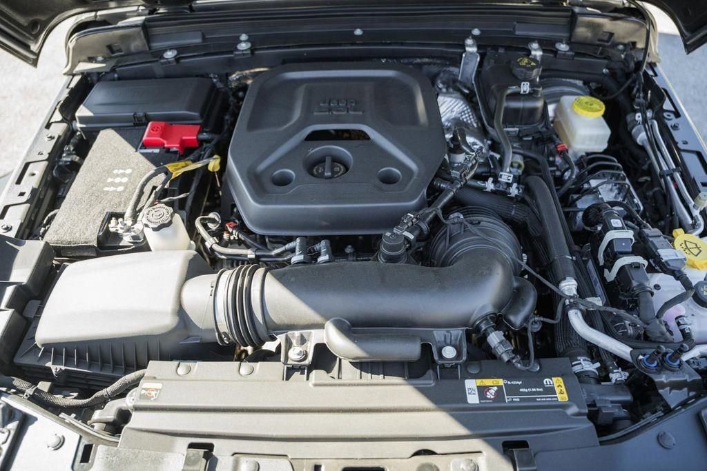 New 2025 Jeep Wrangler Sahara w/ Technology Group image 18