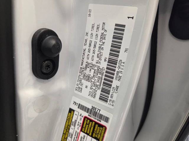 Used 2024 Toyota Sequoia Capstone image 20