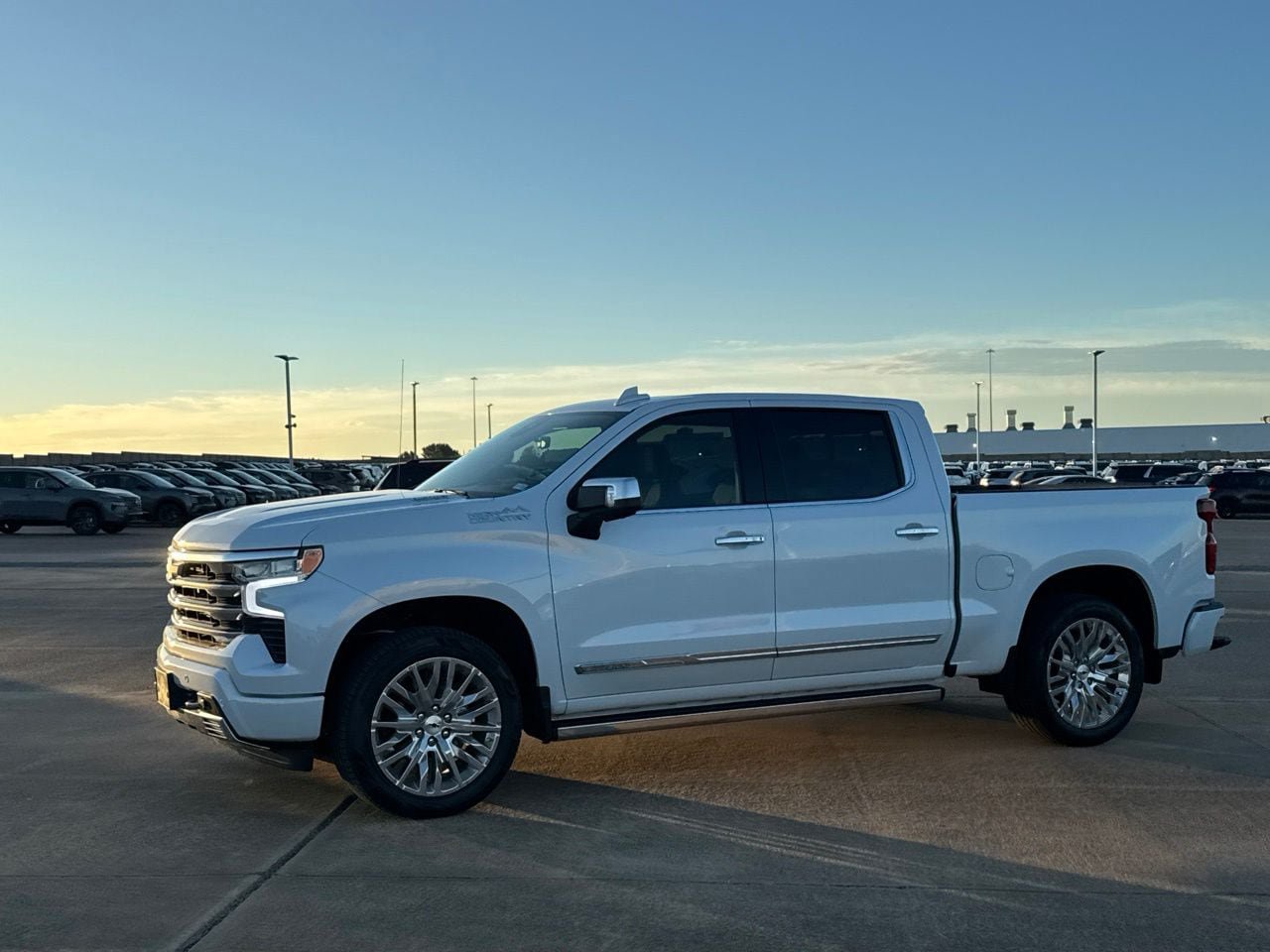Used 2026 Chevrolet Silverado 1500 High Country AWD/4WD image 14