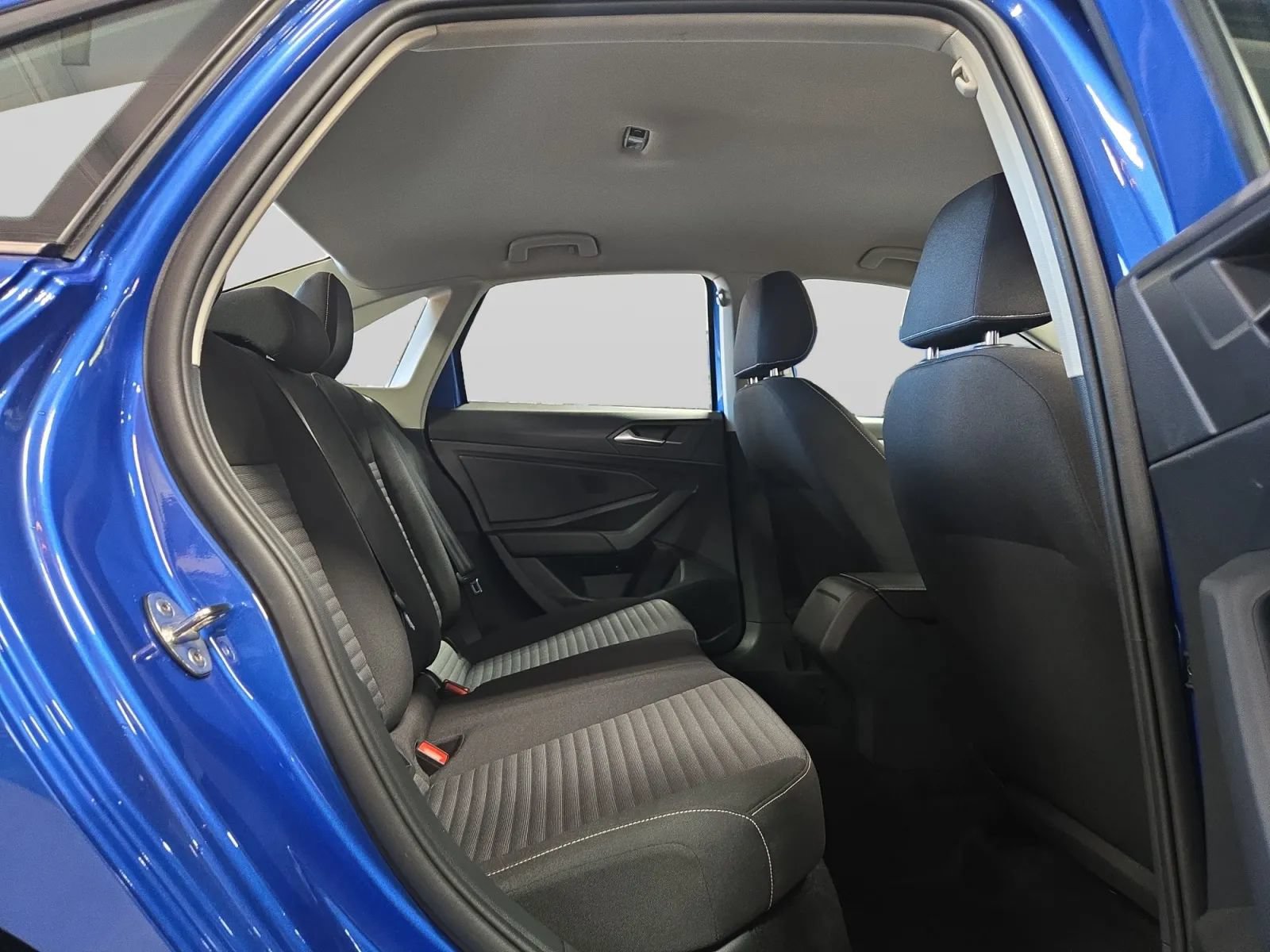 Used 2023 Volkswagen Jetta S FWD image 31