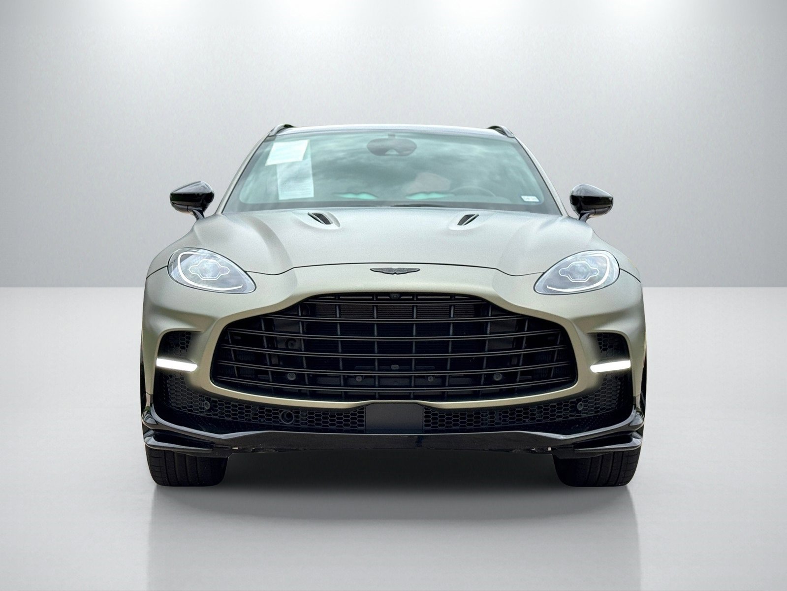 Used 2024 Aston Martin DBX 707 image 11