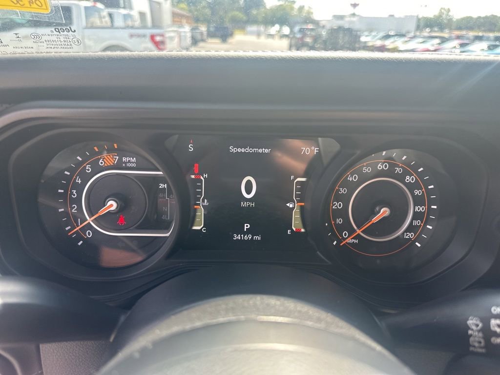 Used 2024 Jeep Wrangler Unlimited Rubicon image 16