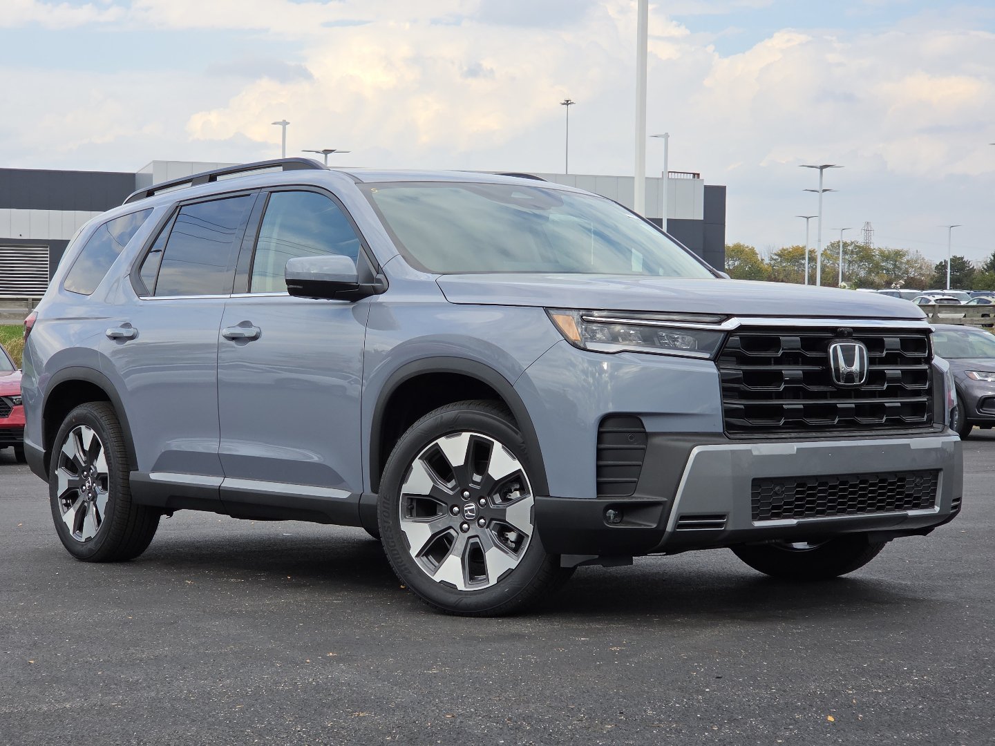 New 2026 Honda Pilot Touring image 2