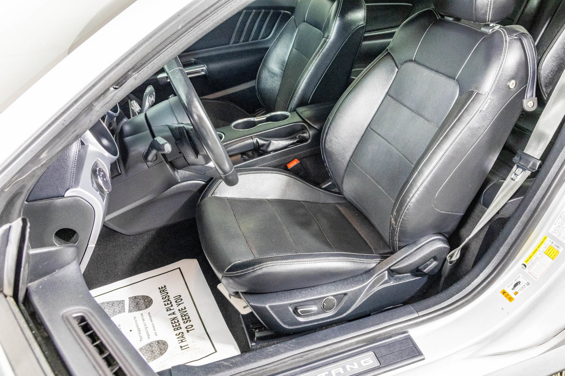 Used 2019 Ford Mustang GT Premium RWD image 23