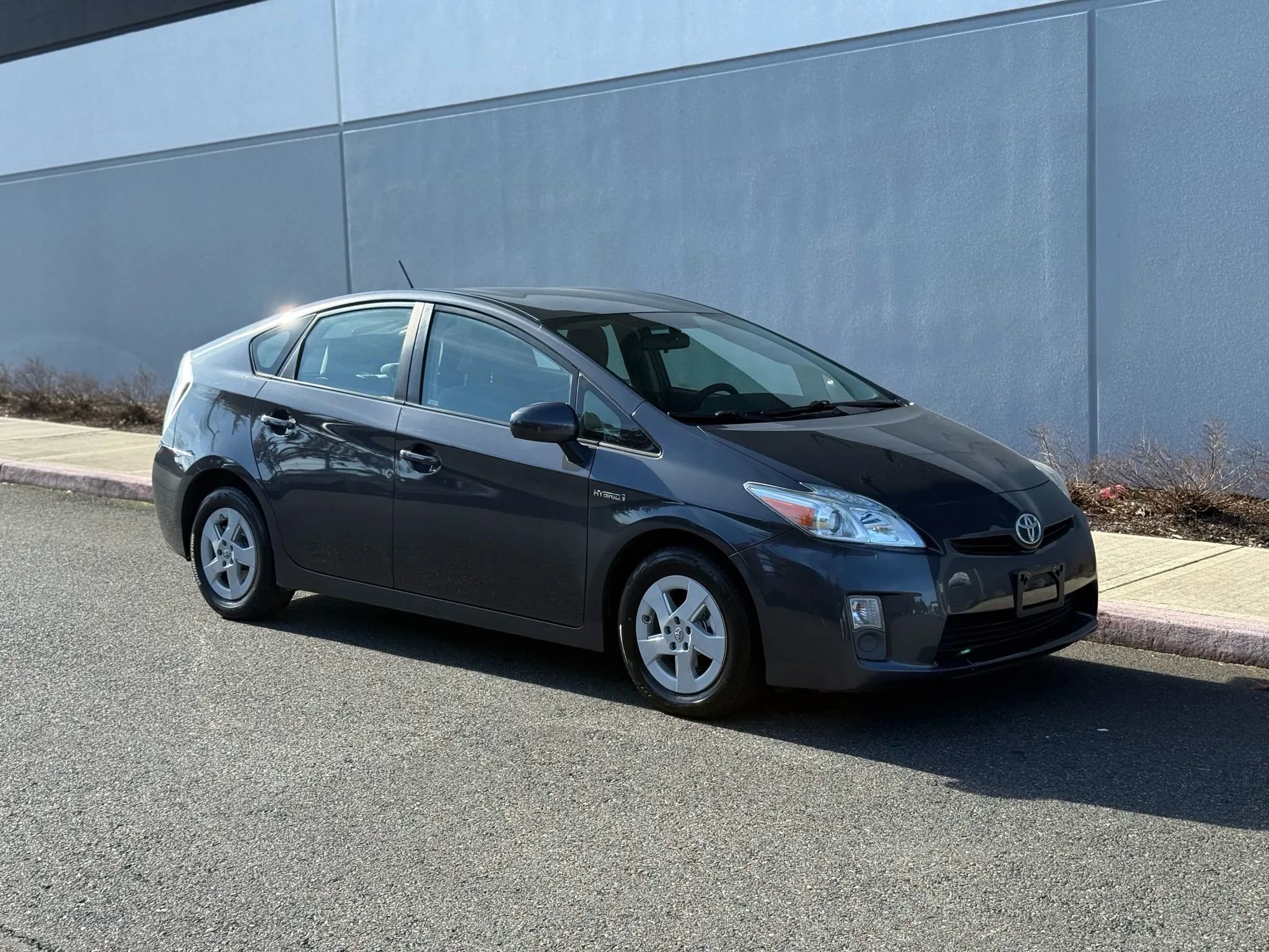 Used 2011 Toyota Prius Three w/ Navigation Pkg image 8