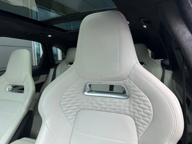 Certified 2022 Jaguar F-PACE SVR image 20