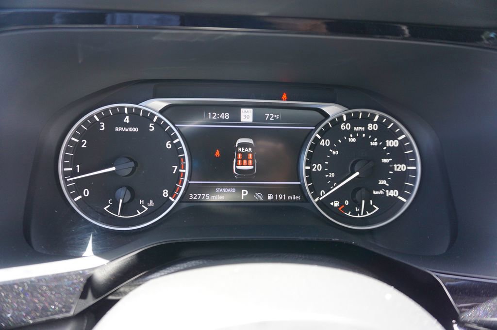 Used 2024 Nissan Pathfinder SL w/ SL Premium Package FWD image 7