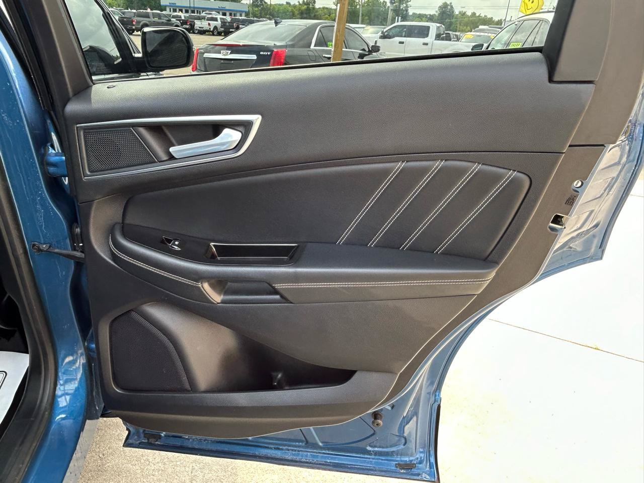 Used 2019 Ford Edge ST w/ Convenience Package AWD/4WD image 15