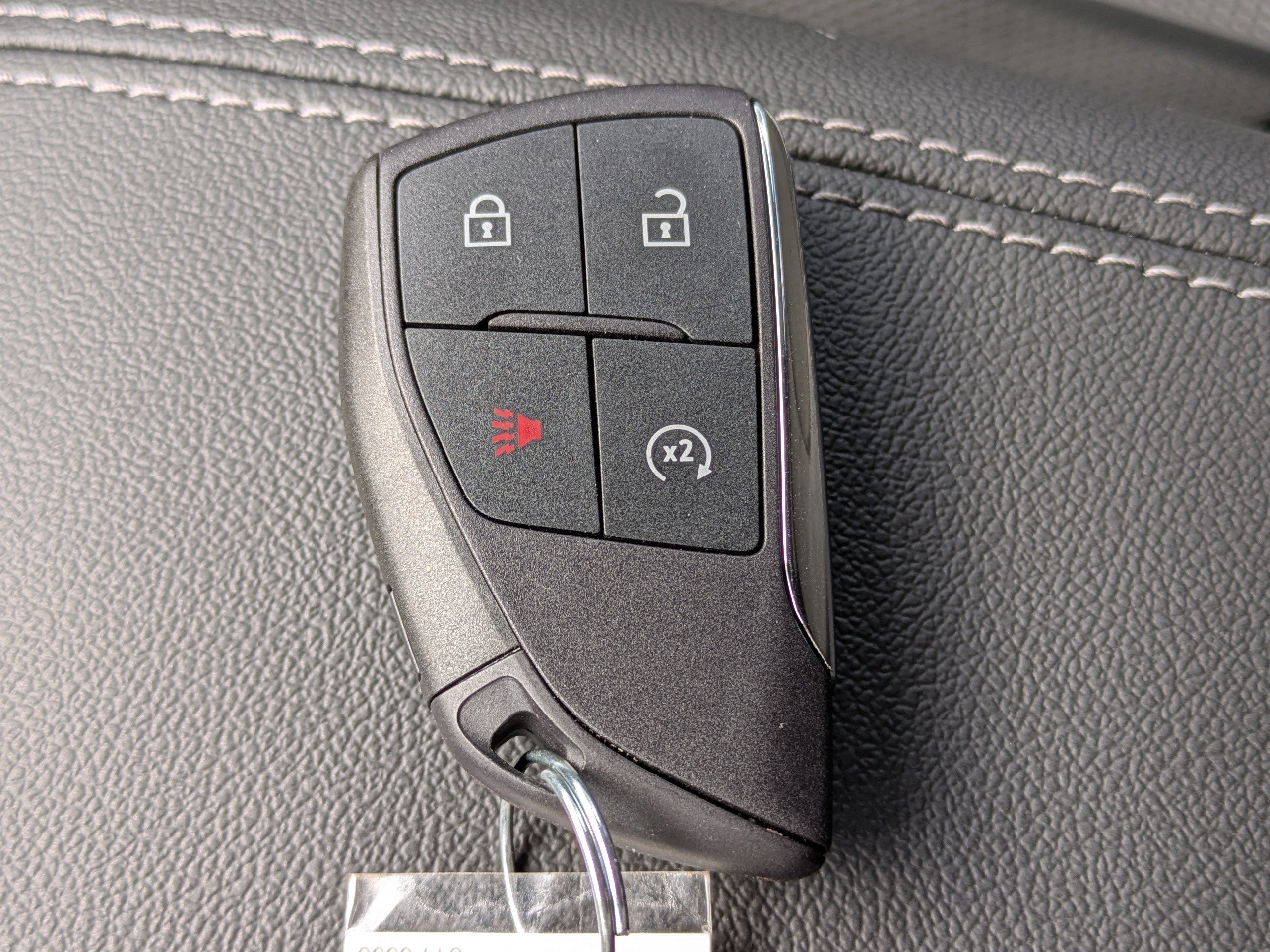 New 2026 GMC Canyon Elevation w/ Convenience Package RWD image 30