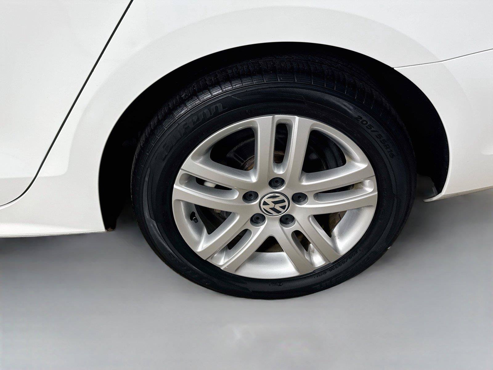 Used 2017 Volkswagen Jetta S FWD image 28