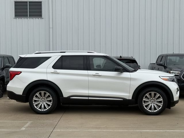 Used 2021 Ford Explorer Limited w/ Hybrid Equipment Group 310A AWD/4WD image 3