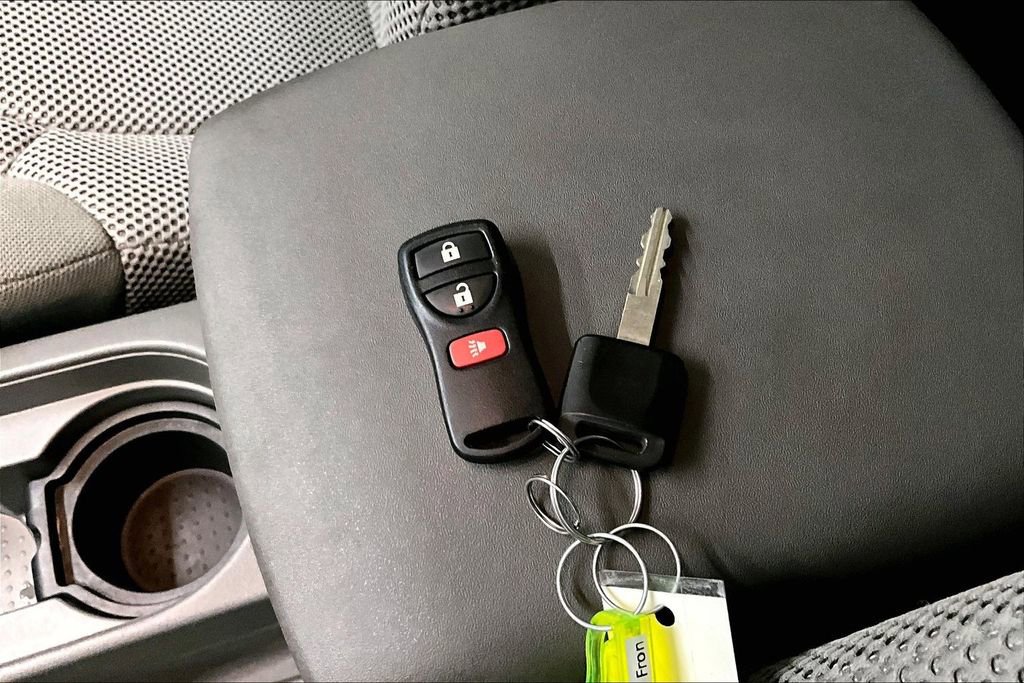 Used 2019 Nissan Frontier SV AWD/4WD image 34