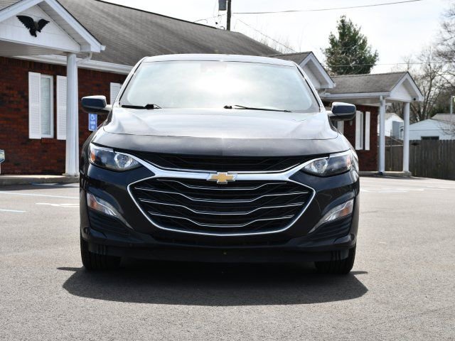 Used 2023 Chevrolet Malibu LT image 2
