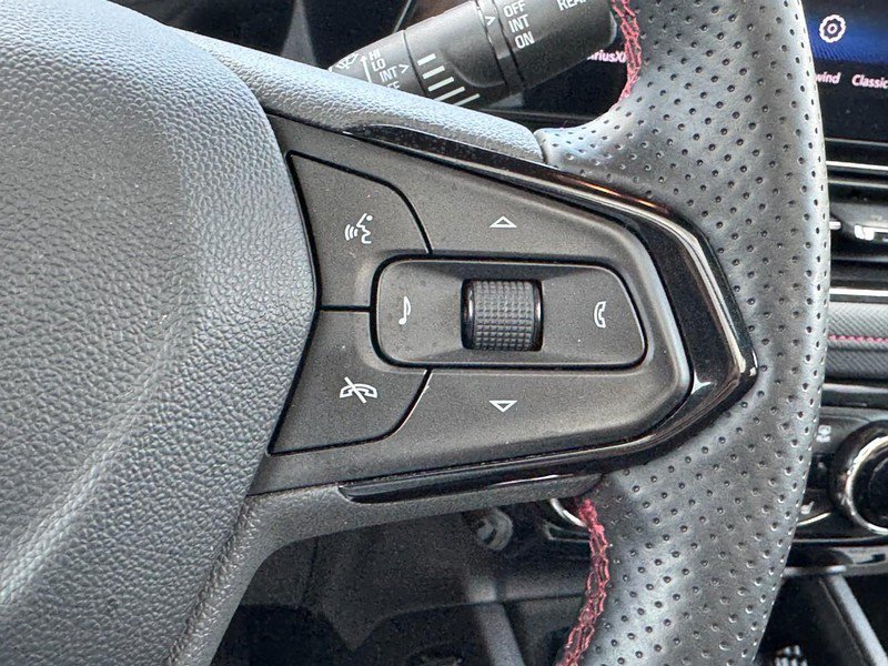 Used 2025 Chevrolet TrailBlazer RS w/ Convenience Package AWD/4WD image 18