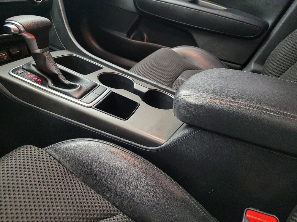 Used 2020 Kia Optima S FWD image 26