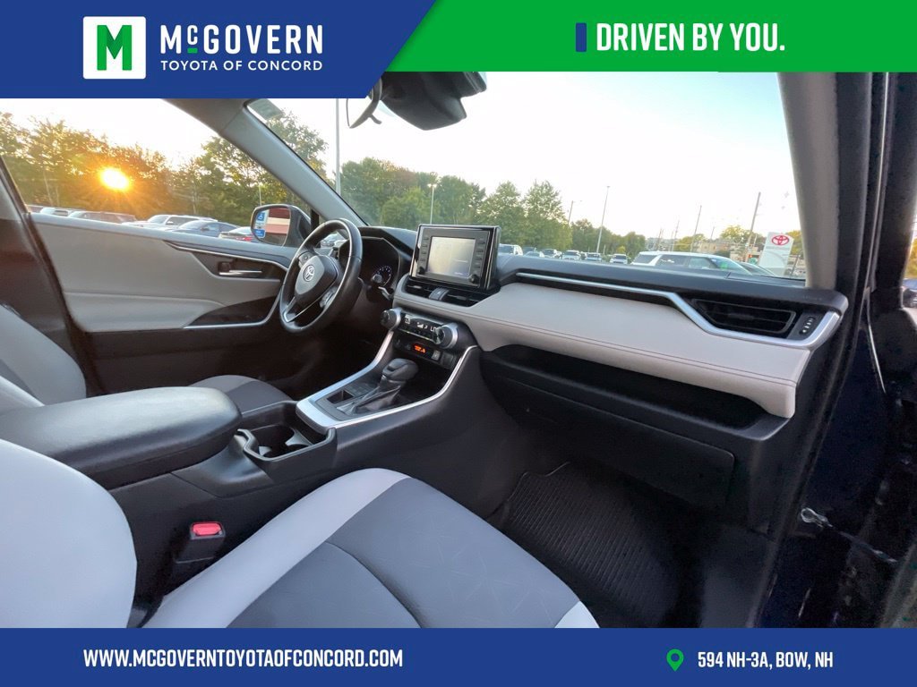 Used 2019 Toyota RAV4 XLE w/ Convenience Package AWD/4WD image 34