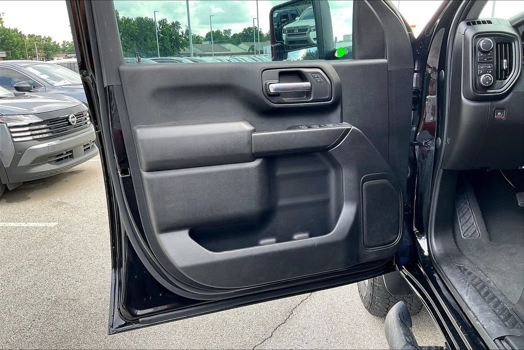 Used 2024 Chevrolet Silverado 2500 Custom w/ Custom Value Package AWD/4WD image 22
