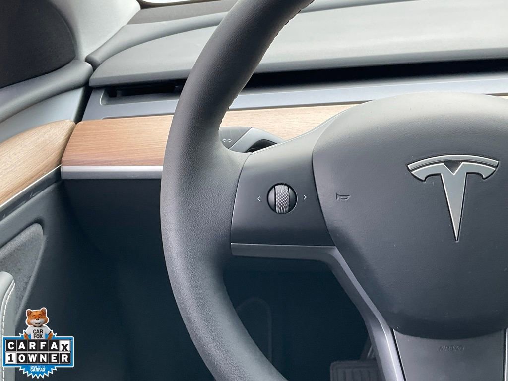Used 2024 Tesla Model Y Long Range image 39